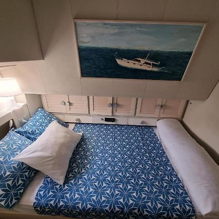 Yate En Gijon , Experiencia Unica B Hotell Eksteriør bilde