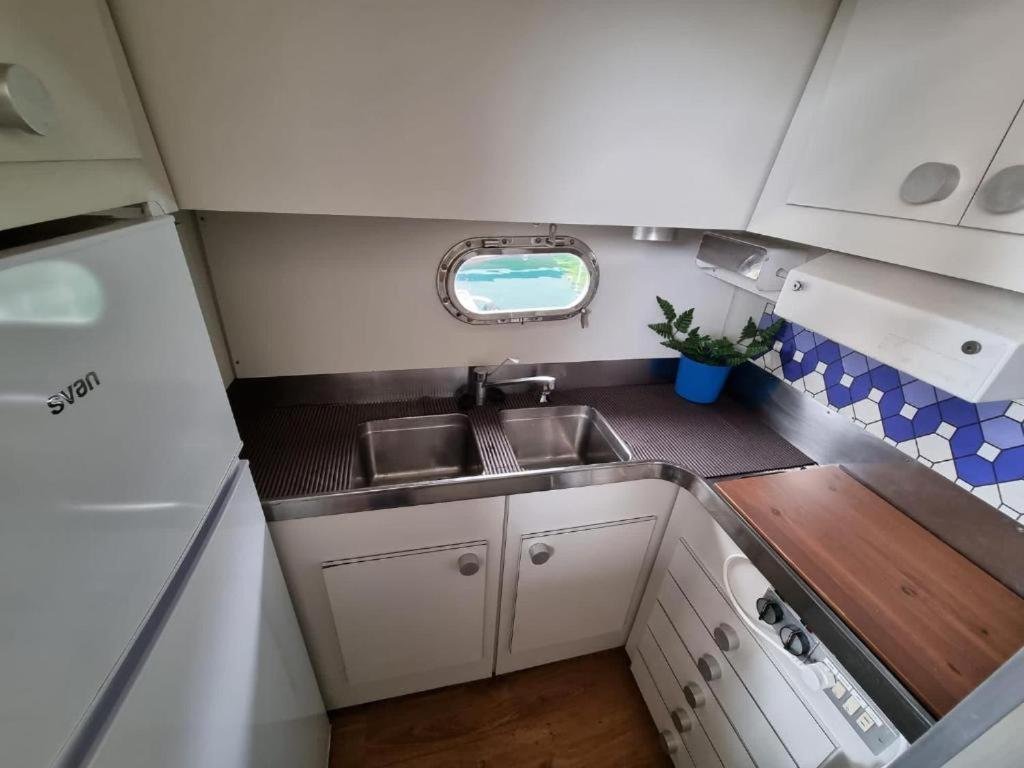 Yate En Gijon , Experiencia Unica B Hotell Eksteriør bilde